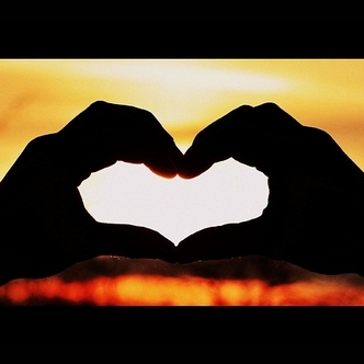 Finding a good wife: heart hands